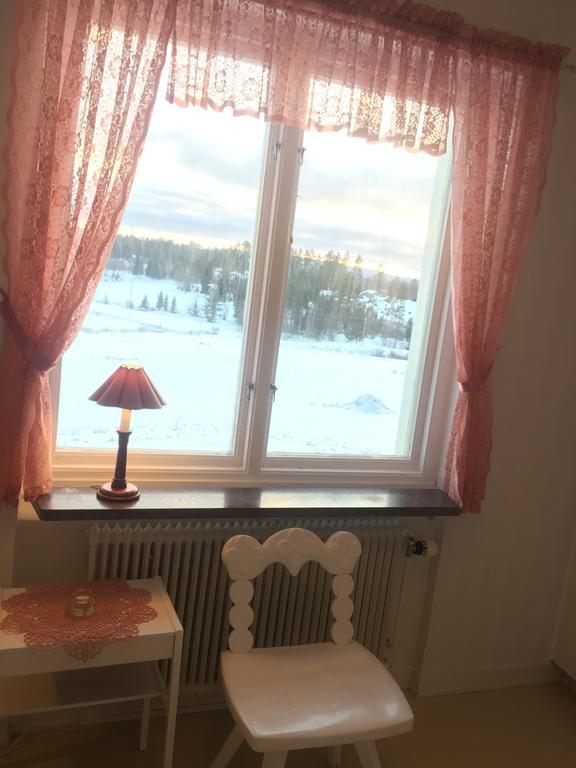 Helsingegarden Hostel Jarvso Bagian luar foto