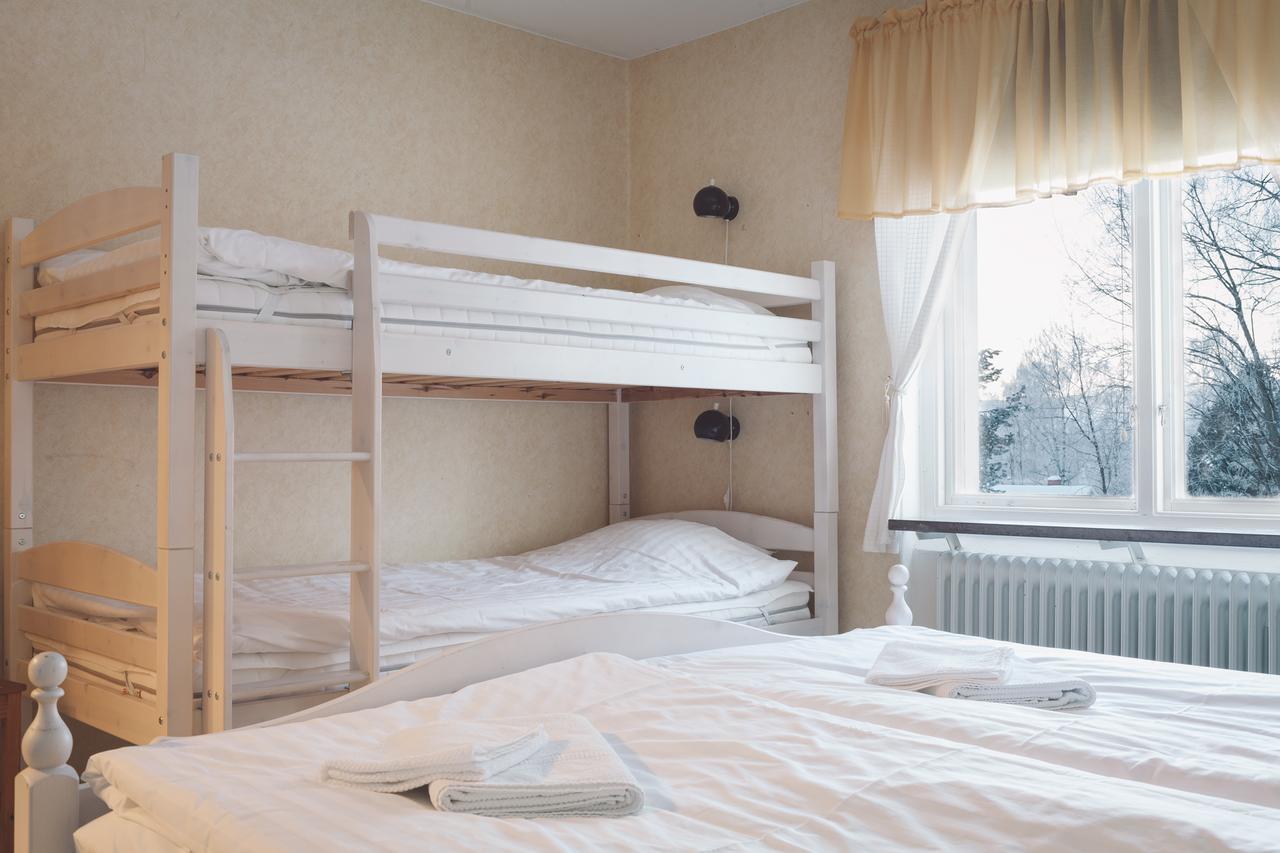 Helsingegarden Hostel Jarvso Bagian luar foto