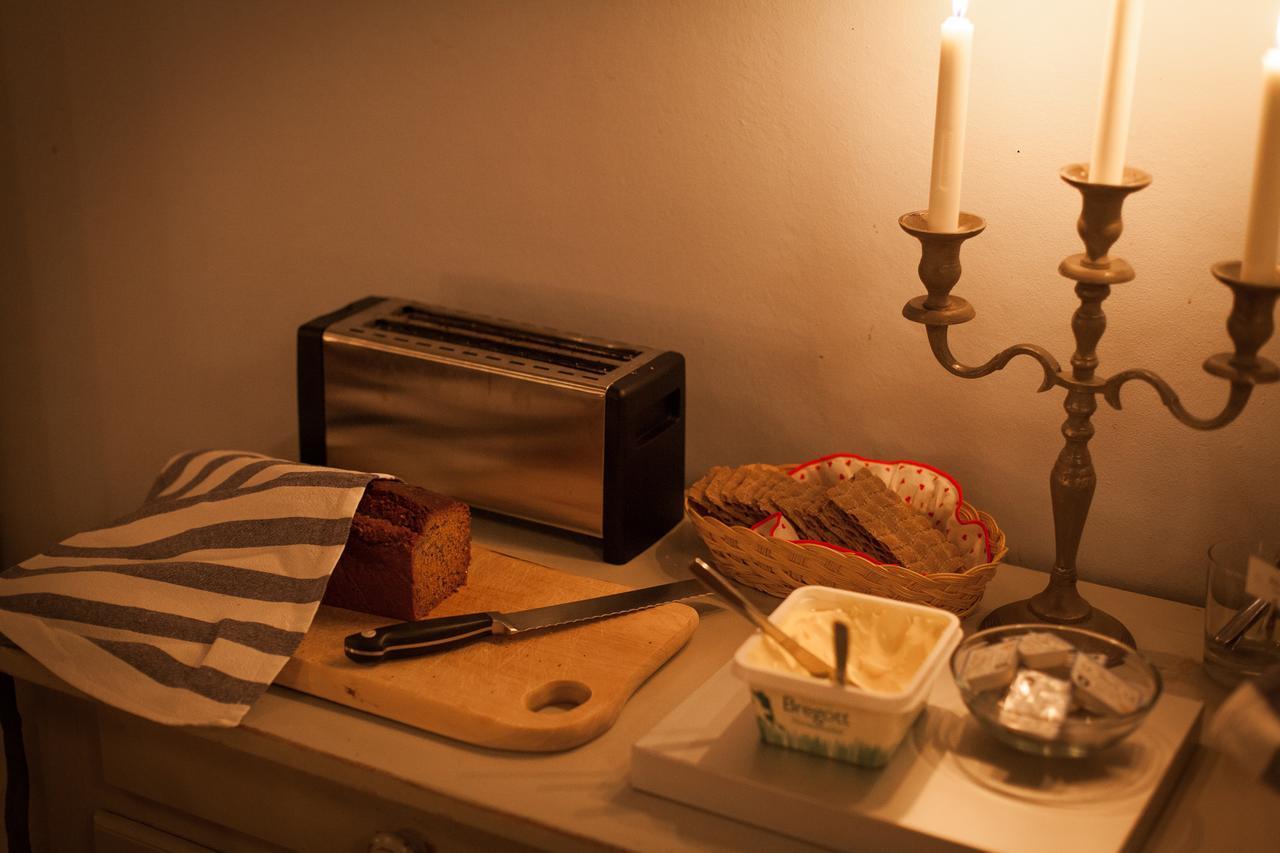 Helsingegarden Hostel Jarvso Bagian luar foto