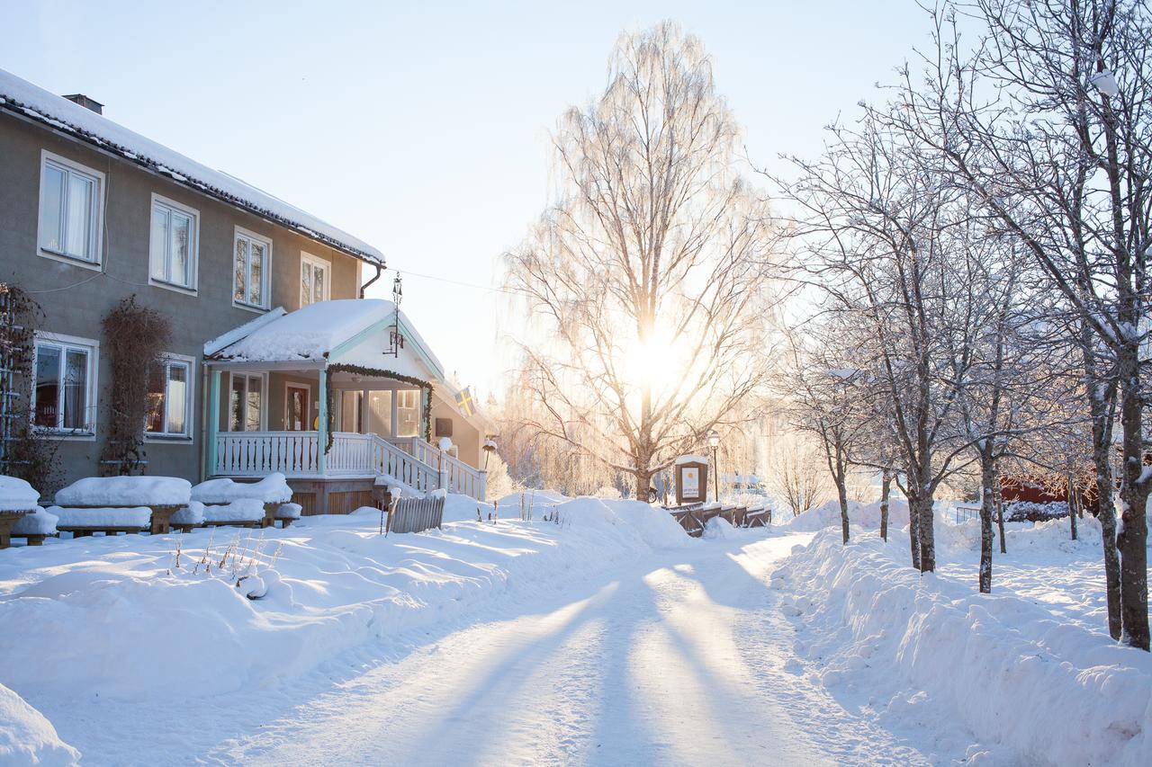 Helsingegarden Hostel Jarvso Bagian luar foto