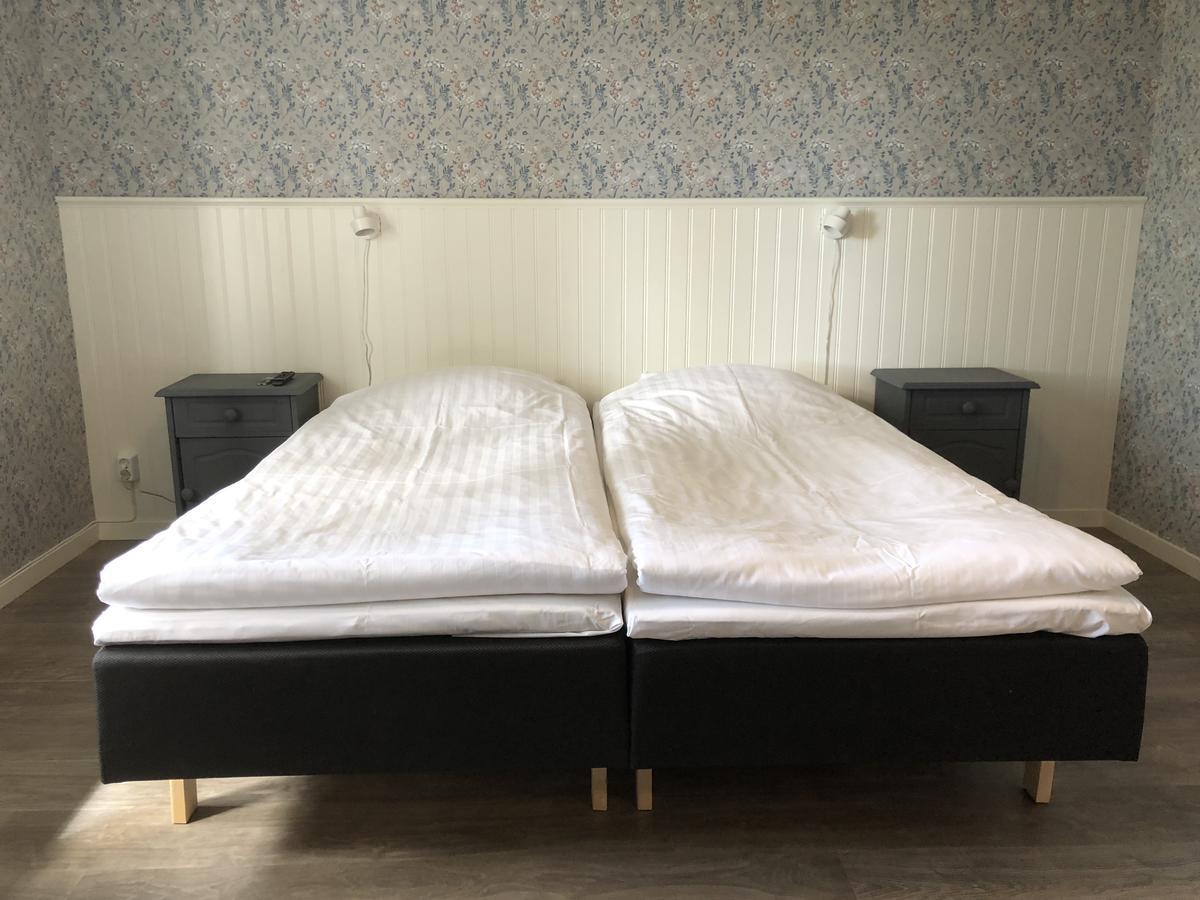 Helsingegarden Hostel Jarvso Bagian luar foto