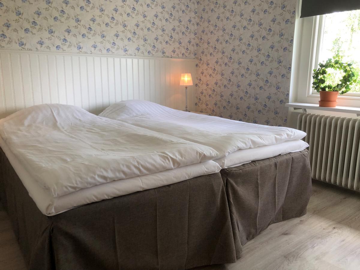 Helsingegarden Hostel Jarvso Bagian luar foto